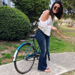 Meet your Posher, Olivia